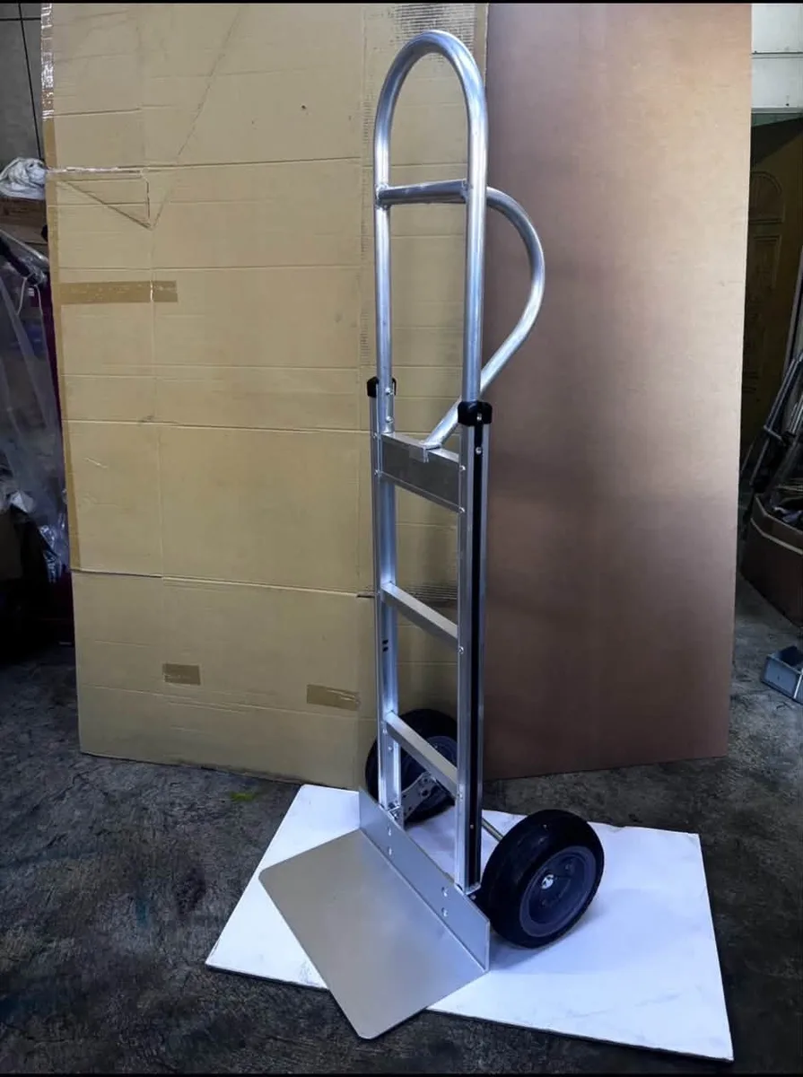 Professional aluminum convertible hand truck side view